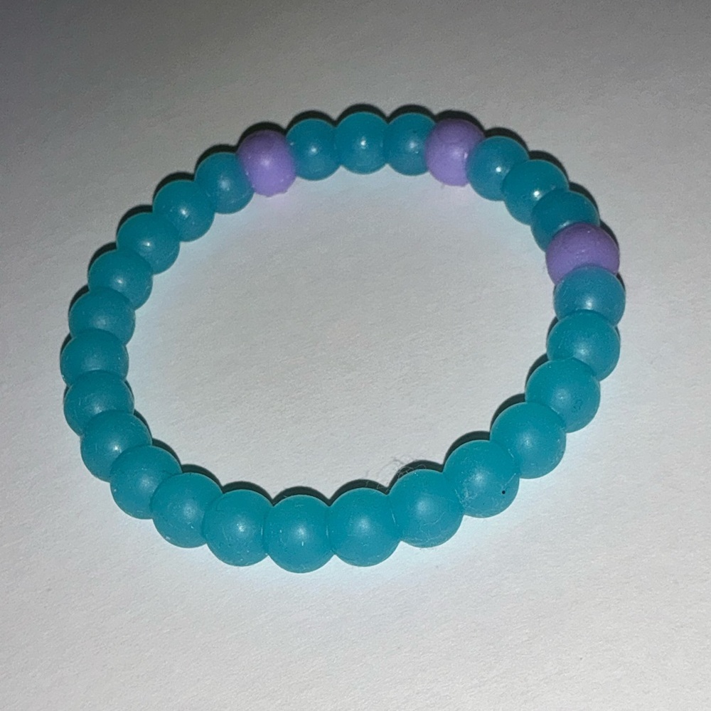 Blue and Purple Rubber Plastic Looking Beaded Bracelet